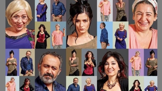 Bütün Kadınların  Kafası Karışıktır
