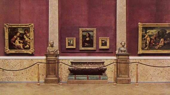 Louvre'da Mona Lisa