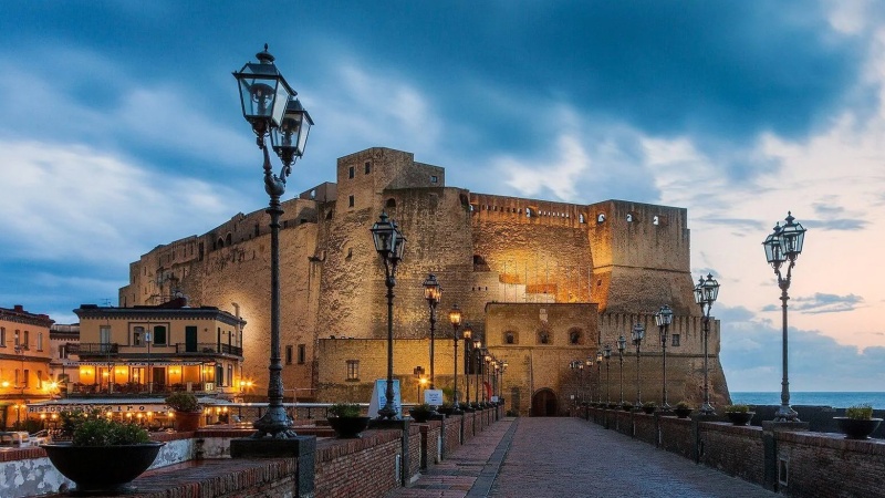 Napoli ve Amalfi'yi Görmeden Ölme