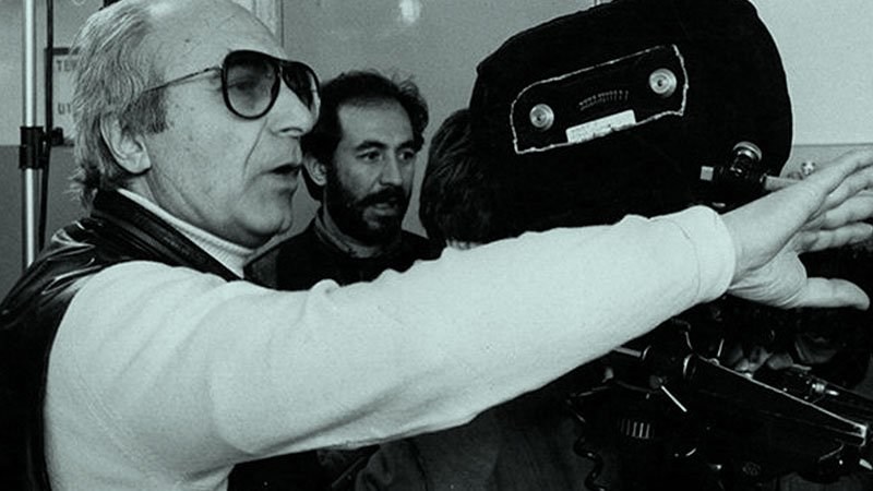 Memduh Ün Hayatını Kaybetti